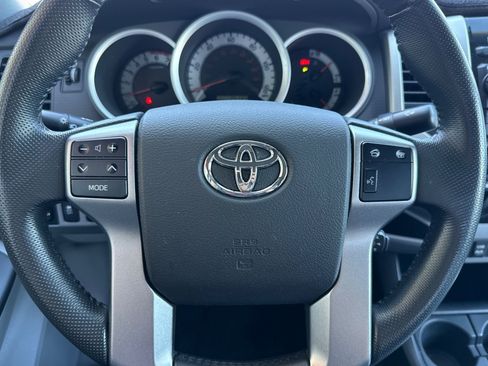 Used 2012 Toyota Tacoma PreRunner w/ SR5 Pkg RWD image 11
