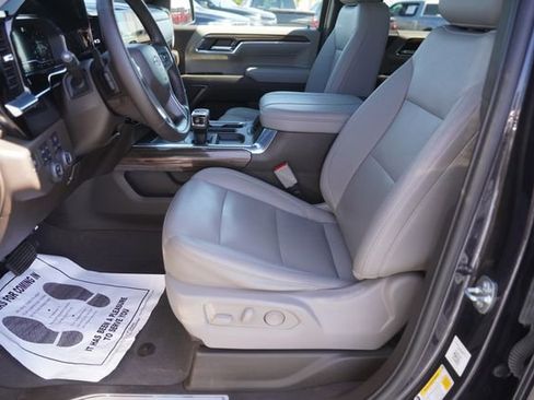 Used 2023 Chevrolet Silverado 1500 RST w/ Convenience Package II image 9