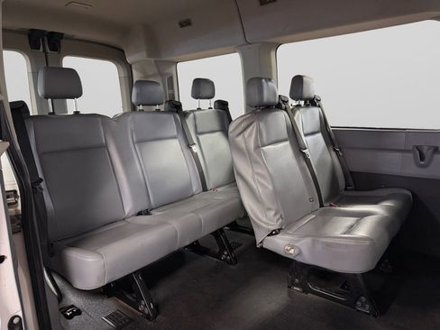 Used 2016 Ford Transit 150 XL RWD image 24