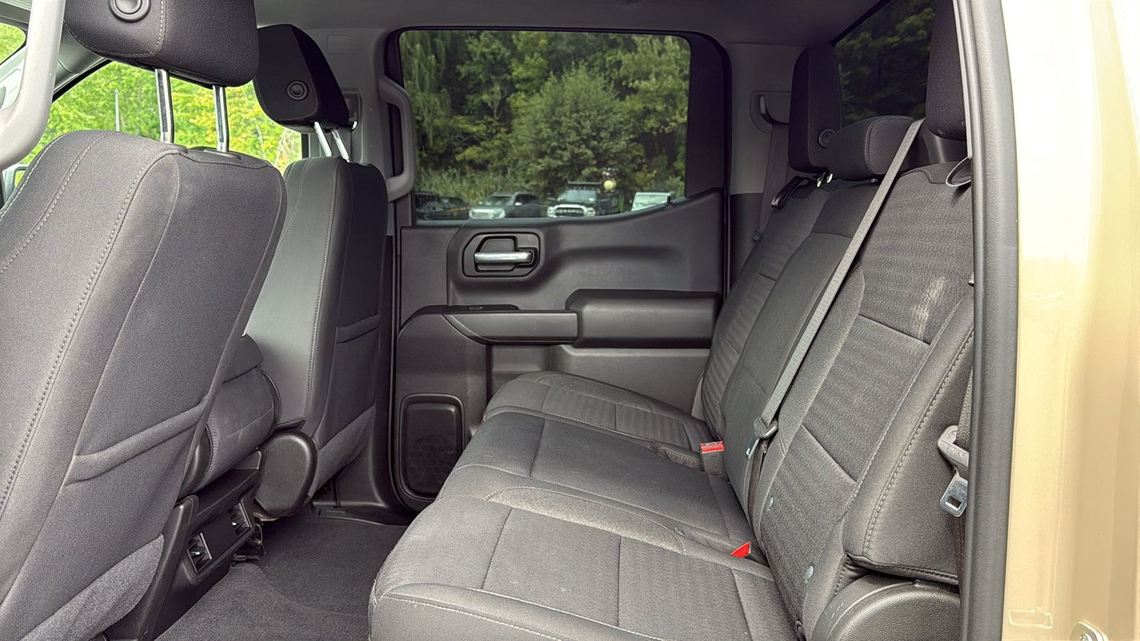 Used 2022 Chevrolet Silverado 1500 Custom Trail Boss AWD/4WD image 24