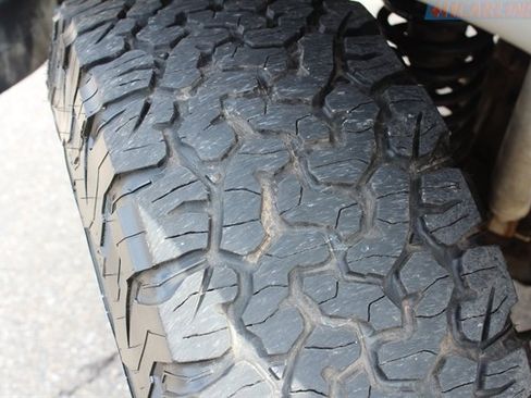 Used 2006 Jeep Wrangler Sport w/ 30" Tire & Wheel Group image 3