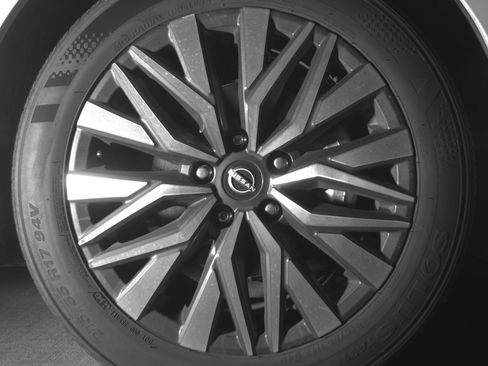 Used 2025 Nissan Altima 2.5 SV image 13