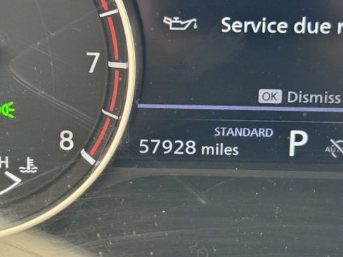 Used 2024 Nissan Rogue SV image 9