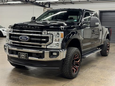 Used 2020 Ford F250 Lariat w/ Lariat Ultimate Package AWD/4WD image 3