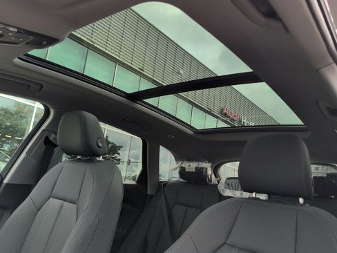 New 2025 Audi Q5 Premium Plus image 18