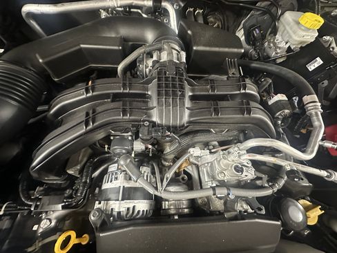 Used 2024 Subaru Outback Limited image 3