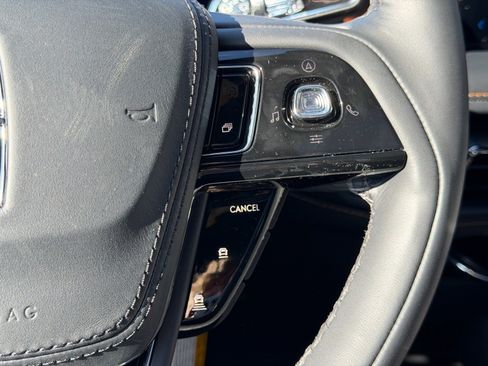 New 2026 Lincoln Aviator Black Label AWD/4WD image 30