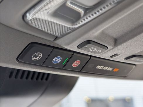 Used 2022 GMC Sierra 1500 Elevation image 26