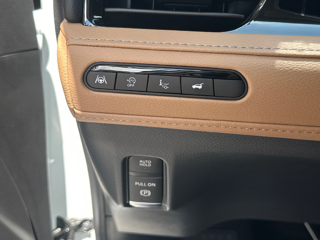 New 2027 INFINITI QX80 Luxe w/ Cargo Package RWD image 30