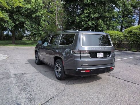 Used 2022 Jeep Grand Wagoneer Series I AWD/4WD image 5