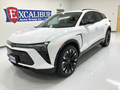 Used 2024 Chevrolet Blazer EV RS AWD/4WD image 12