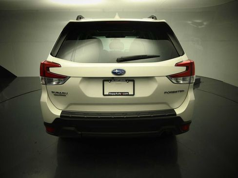 Used 2023 Subaru Forester Premium AWD/4WD image 5