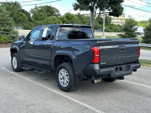 Used 2024 Toyota Tacoma SR AWD/4WD image 30