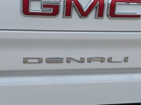 Certified 2025 GMC Sierra 1500 Denali w/ Denali Reserve Package image 8