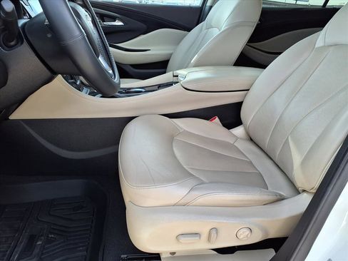 Used 2017 Buick Envision Premium image 18