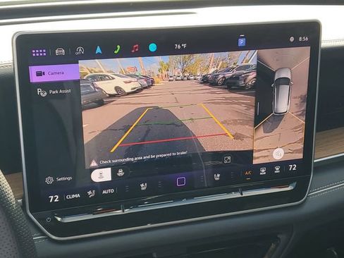 Used 2025 Volkswagen Tiguan SEL R-Line image 26