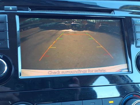 Certified 2018 Nissan Rogue S image 11