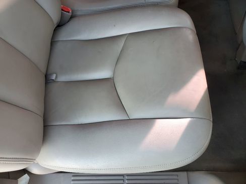 Used 2006 Chevrolet Avalanche Z71 w/ Sun And Sound Package image 35