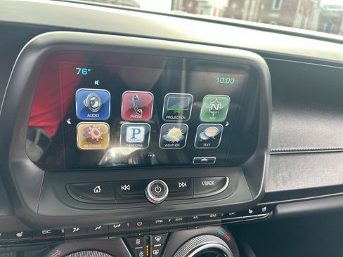 Used 2016 Chevrolet Camaro SS image 17