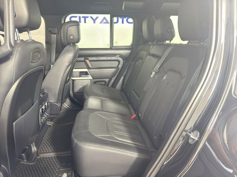 Used 2022 Land Rover Defender 110 X-Dynamic HSE AWD/4WD image 33