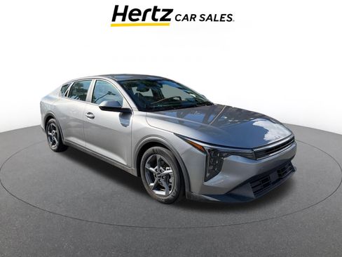 Used 2025 Kia K4 LXS image 1