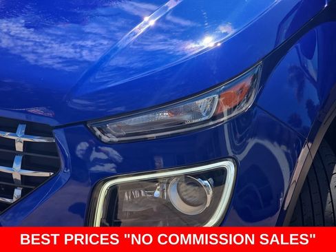 Used 2022 Hyundai Venue Limited FWD image 32