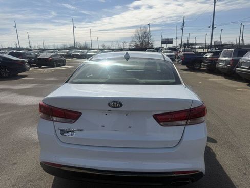 Used 2017 Kia Optima LX FWD image 6