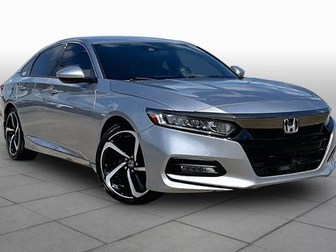 Used 2020 Honda Accord Sport image 3