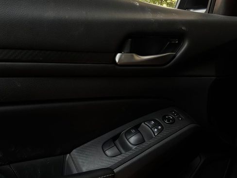 Used 2025 Nissan Altima 2.5 SV FWD image 20