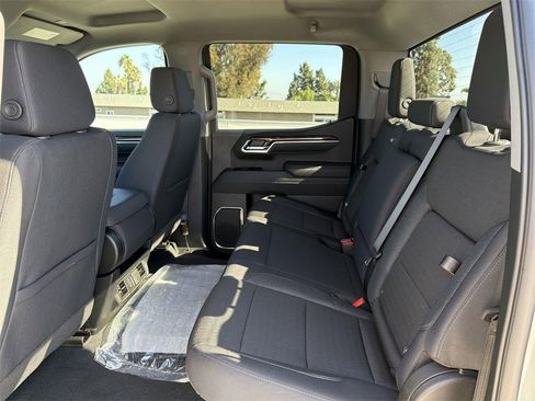 New 2026 GMC Sierra 1500 Elevation image 26