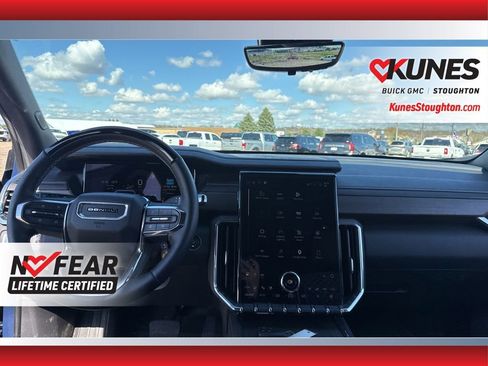 Used 2025 GMC Acadia Denali w/ Super Cruise Package AWD/4WD image 45