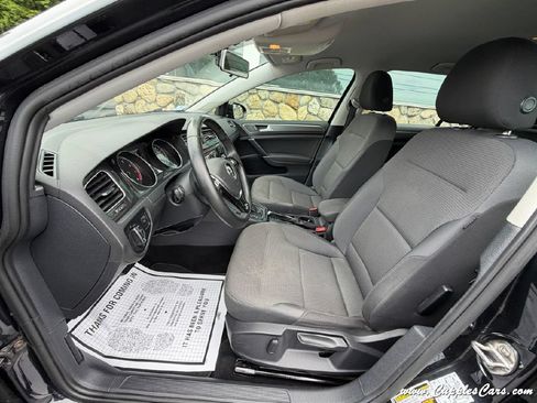 Used 2019 Volkswagen Golf 4-Door FWD image 23