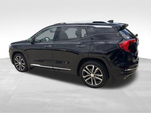 Used 2020 GMC Terrain Denali w/ Denali Premium Package AWD/4WD image 10