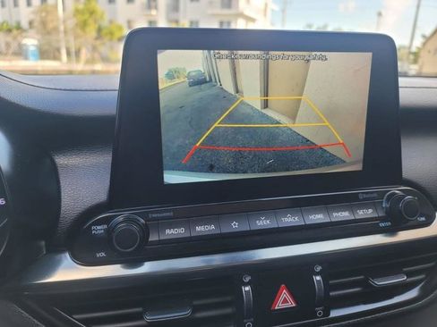Used 2019 Kia Forte S w/ S Premium Package FWD image 21