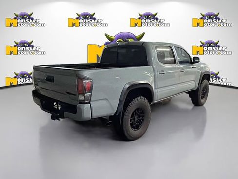 Used 2021 Toyota Tacoma image 4