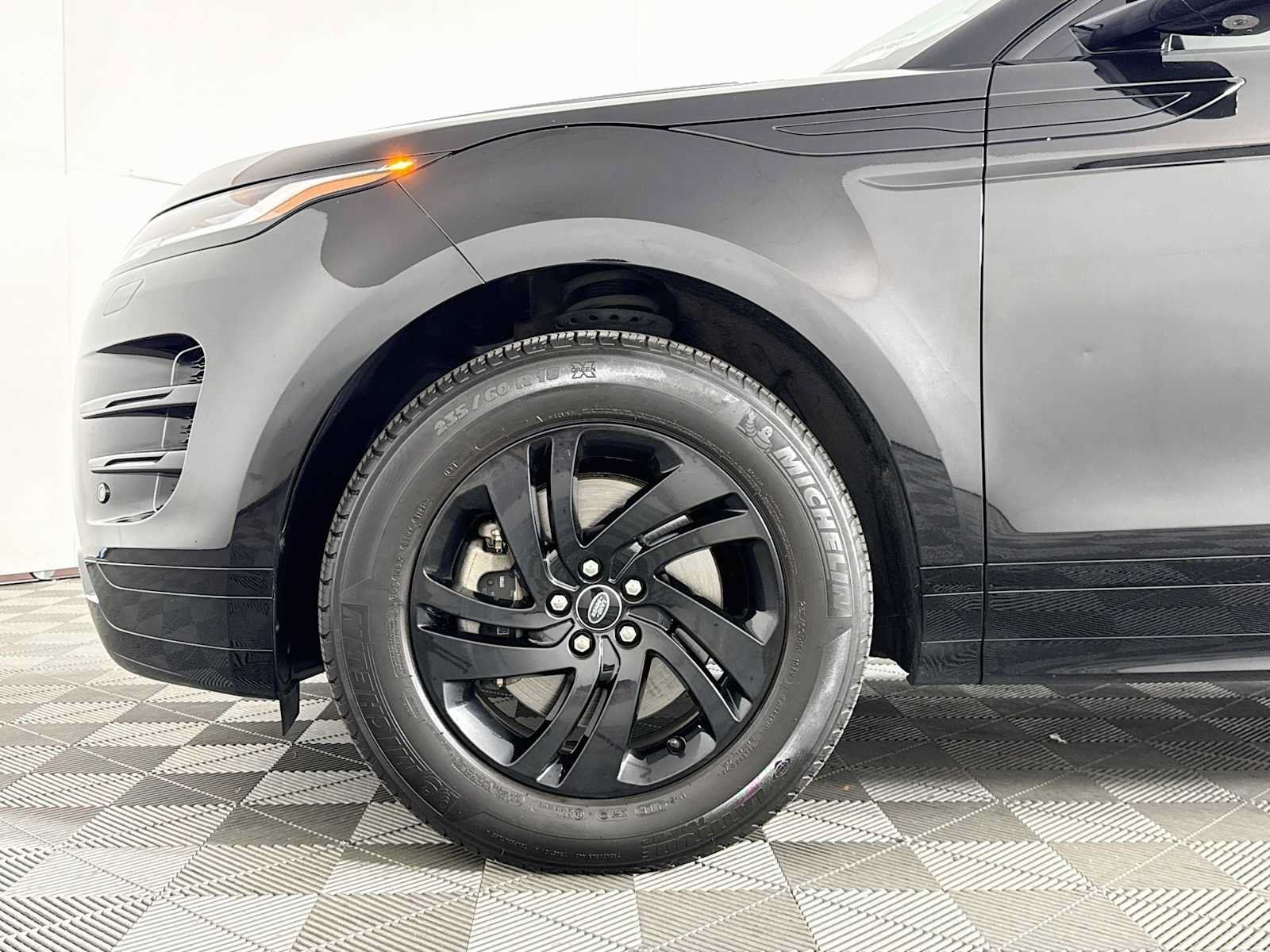Used 2023 Land Rover Range Rover Evoque R-Dynamic S AWD/4WD image 27