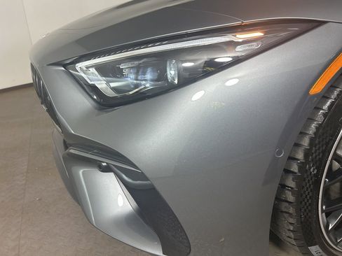 Used 2022 Mercedes-Benz SL 63 AMG 4MATIC image 28