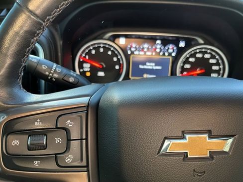 Used 2019 Chevrolet Silverado 1500 High Country image 25