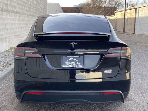 Used 2023 Tesla Model X Plaid image 6