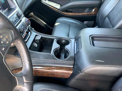 Used 2018 Chevrolet Tahoe LT RWD image 17