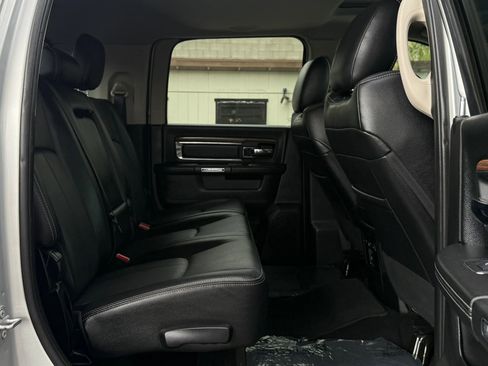 Used 2018 RAM 2500 Laramie w/ Sport Appearance Group image 18