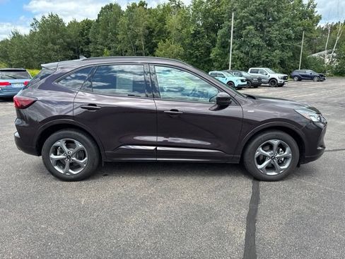 Certified 2023 Ford Escape ST-Line Select w/ Tech Pack #2 AWD/4WD image 10