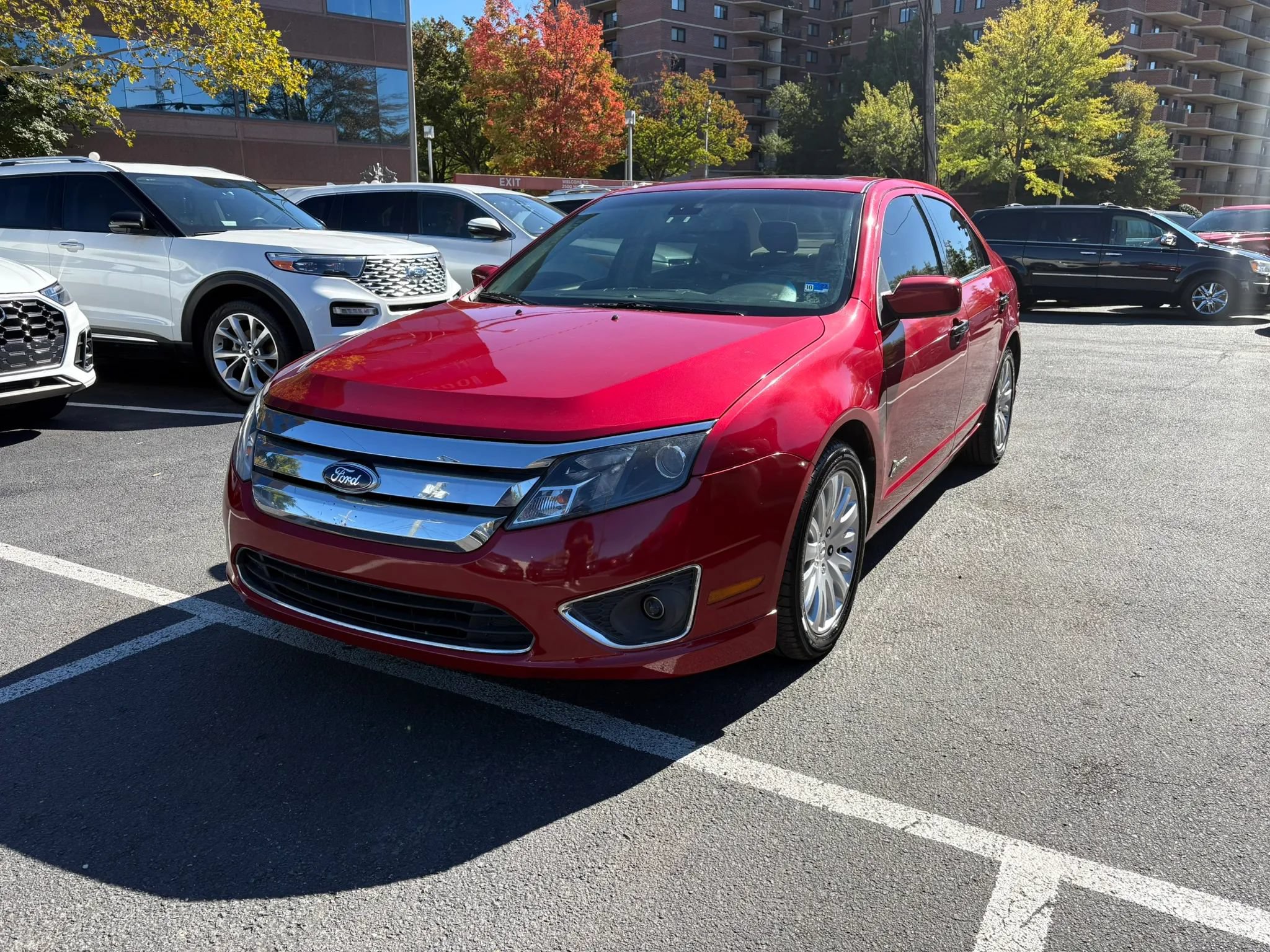 Used 2012 Ford Fusion Hybrid FWD image 4