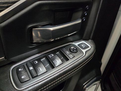 Used 2020 RAM 2500 Limited image 38