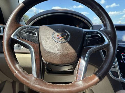 Used 2015 Cadillac SRX Luxury w/ Driver Awareness Package FWD image 7