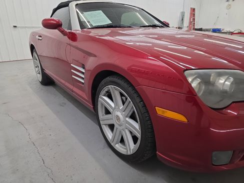 Used 2005 Chrysler Crossfire Limited image 19