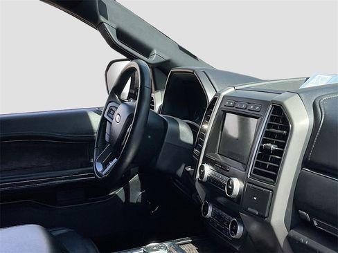 Used 2021 Ford Expedition Limited image 33