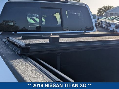Used 2019 Nissan Titan SL w/ Texas Titan Edition image 15
