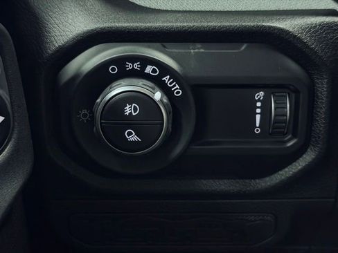 Used 2024 Jeep Gladiator Sport AWD/4WD image 27