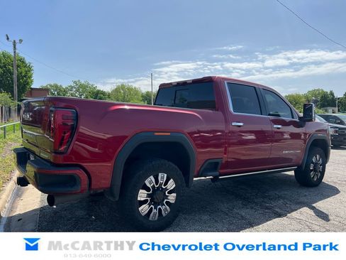 Used 2024 GMC Sierra 2500 Denali w/ Denali Reserve Package AWD/4WD image 3